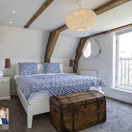 Appartamento Rare And Very Spacious 3 Bedrooms Apartment In The Jordaan The Home Is Perfect For A Family Or Those Who Need A Little Bit More Room
