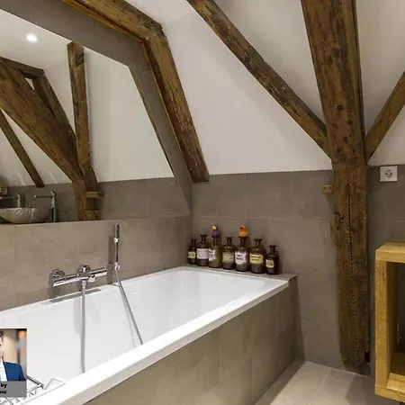 Rare And Very Spacious 3 Bedrooms Apartment In The Jordaan The Home Is Perfect For A Family Or Those Who Need A Little Bit More Room Apartmán Amsterdam